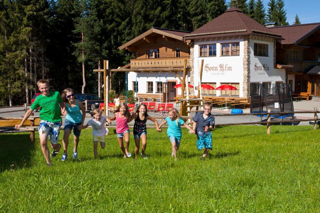 Sonnalm Hotel Altenmarkt im Pongau Bagian luar foto