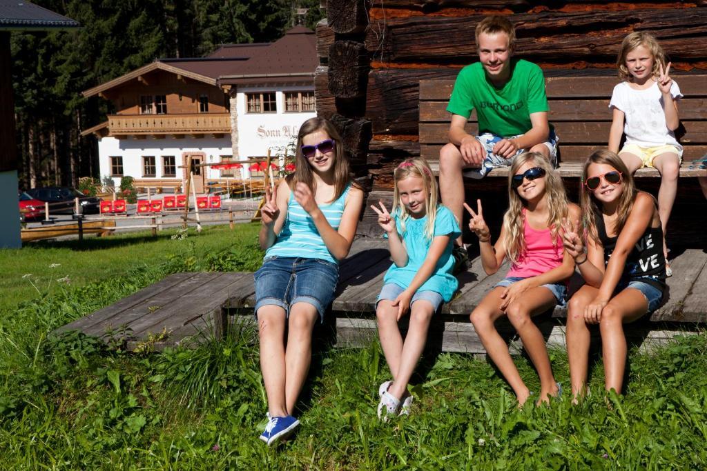 Sonnalm Hotel Altenmarkt im Pongau Bagian luar foto